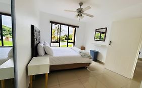 Tranquil Shores Modern 1Br Wifi Pool Beach